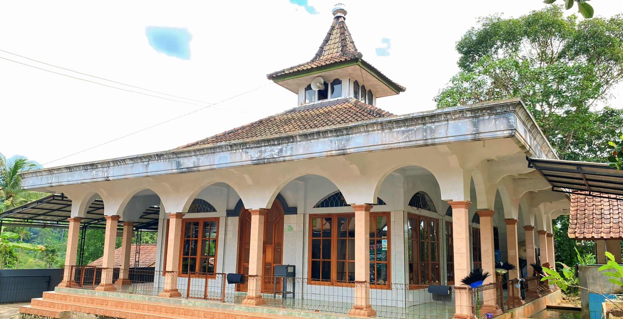 Foto Masjid Miftahul Huda